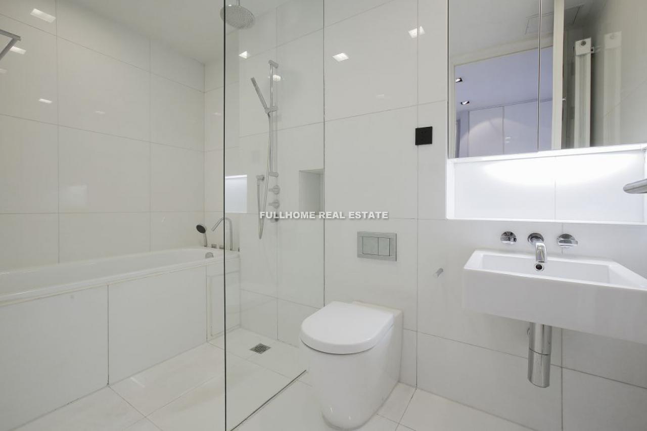 sanlitun-soho-for-rent-1-brs-108-sqm-20000-rmb-month-beijing